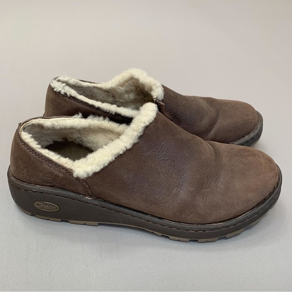 Chaco Shoes - CHACO Zaagh Baa shearling lined shoes, 8.5.